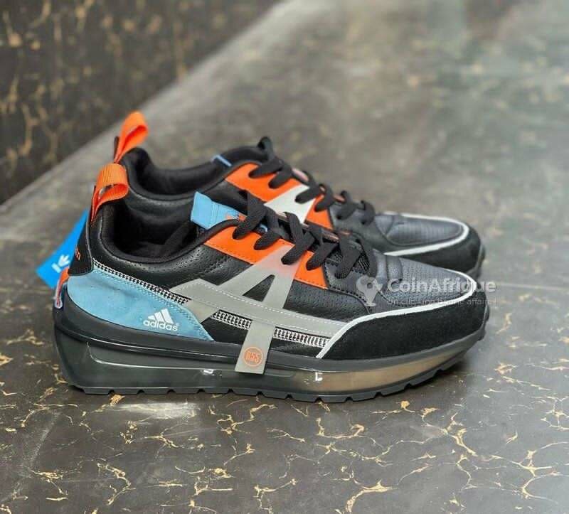 Chaussures de sport Adidas