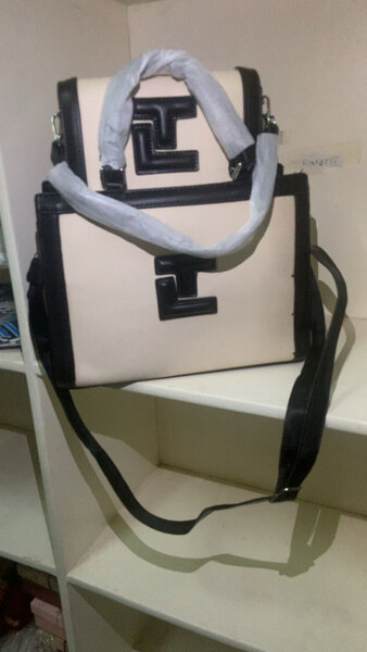 Sac à main élégant femme