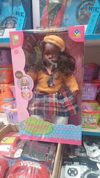 Poupée Fille Classique