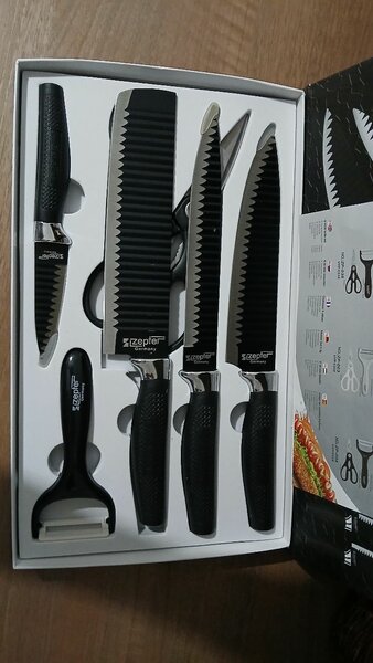 Набор кухонных ножей