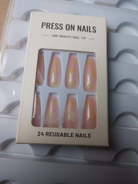 Ongles Pratiques DIY