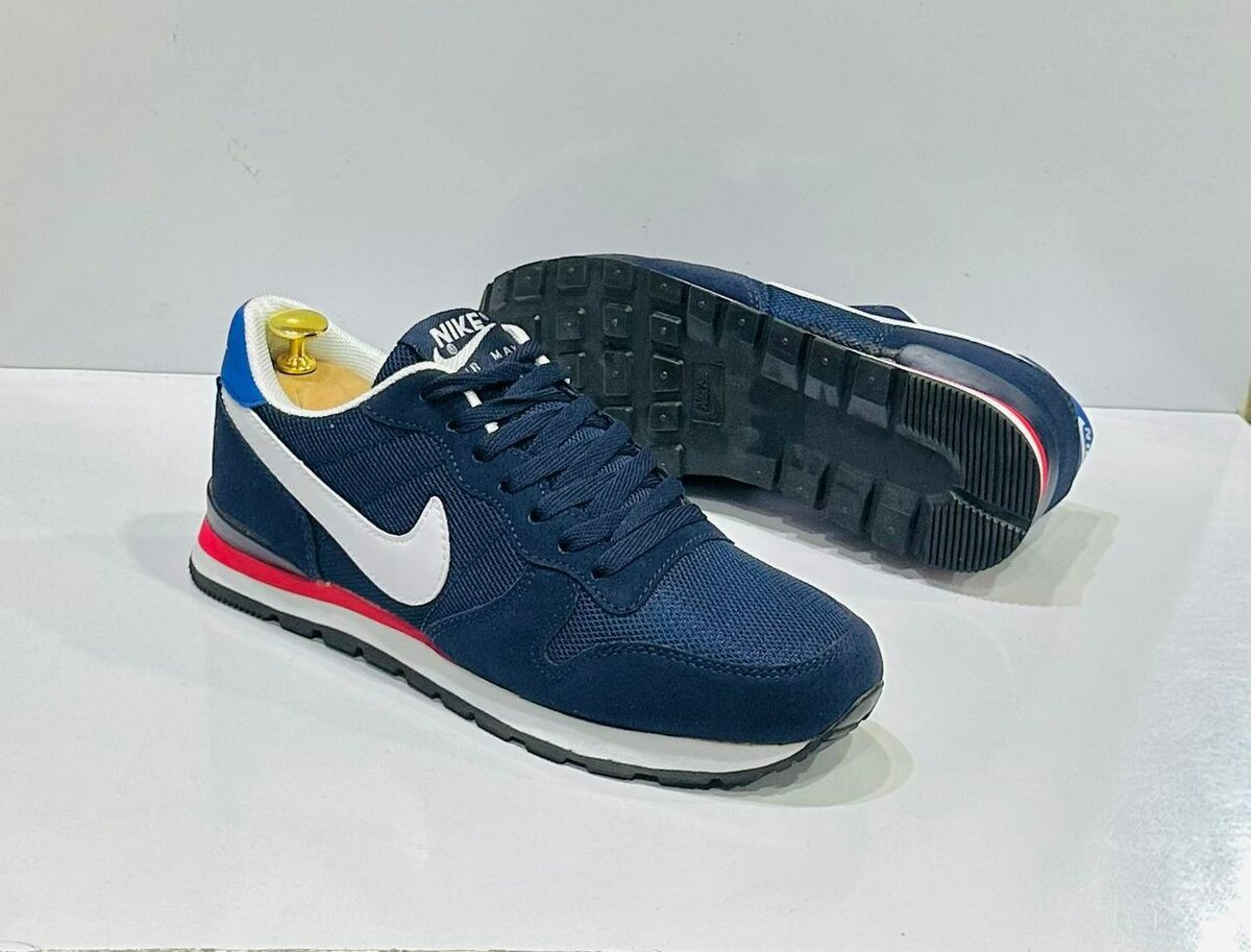 Sneakers de sport modernes