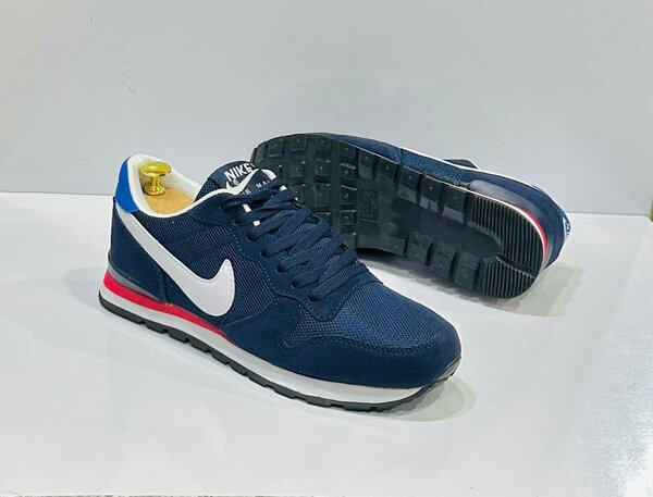 Sneakers de sport modernes