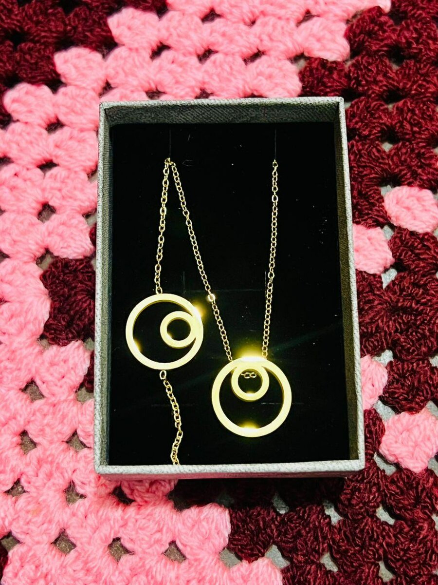 Collier Pendentif Cercle Doré