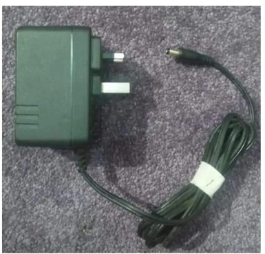 20V AC ADAPTER - Charger - Adopter - Power supply