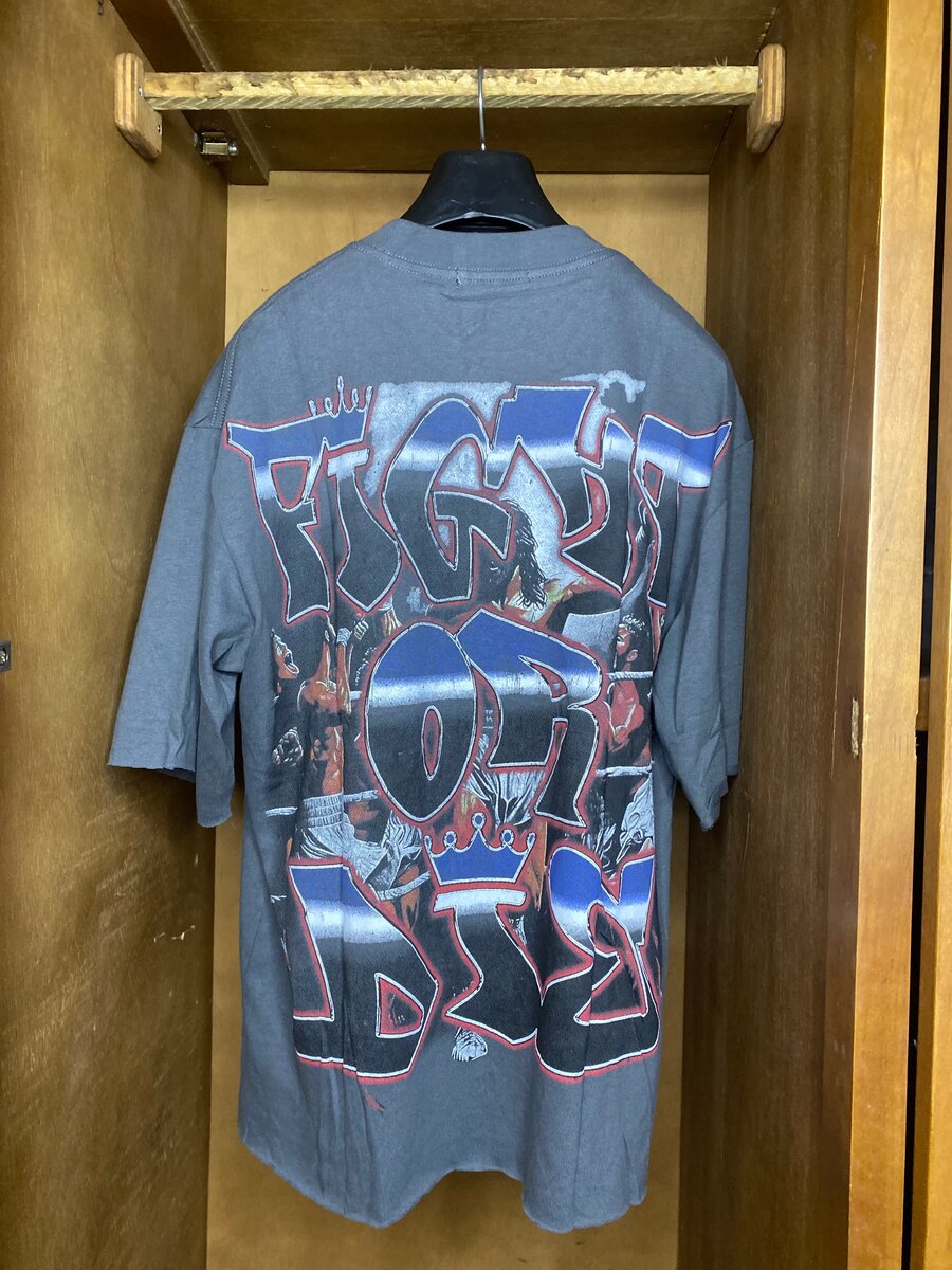 T-shirt graphique Saint