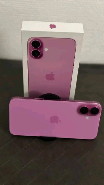 iPhone 16 simple rose