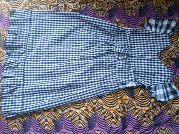 Robe à carreaux fille élégante