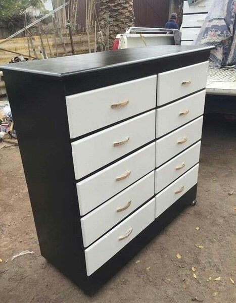 Commode à 8 tiroirs moderne