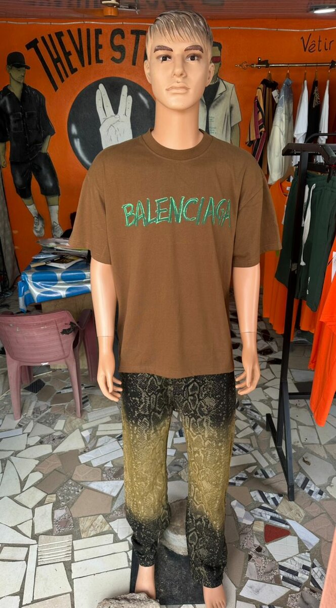 T-shirt Balenciaga marron