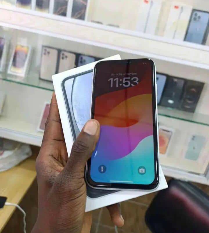 iPhone XR 64Go Blanc