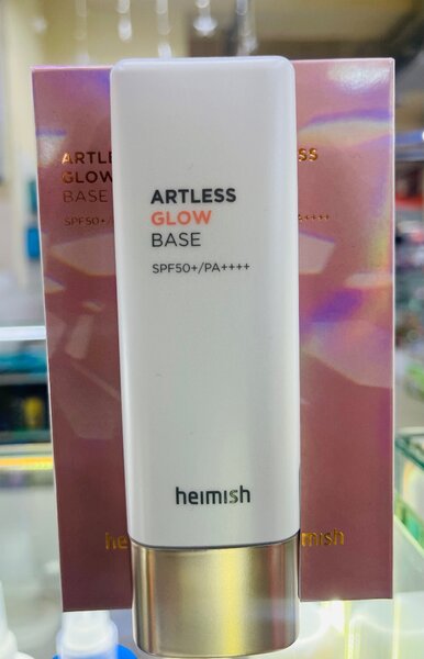 База под макияж от бренда Hemish
