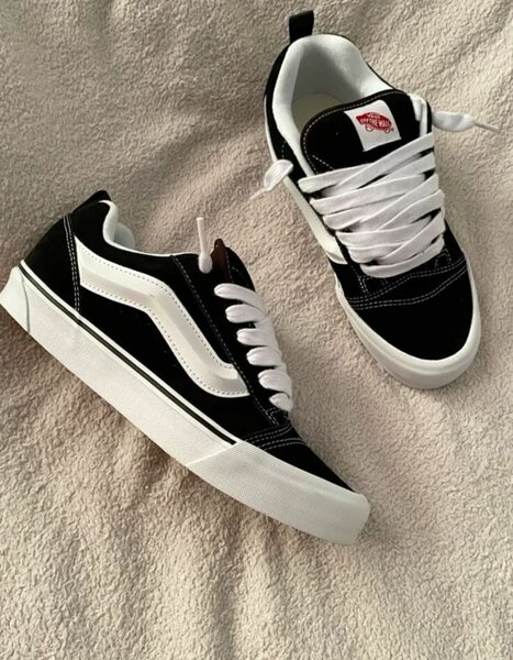 Baskets noires classiques