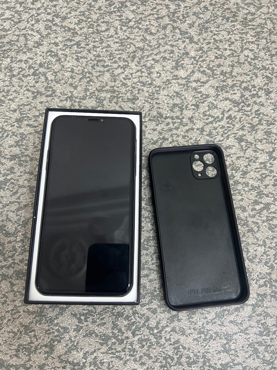 iPhone 11 Pro Max midnight green