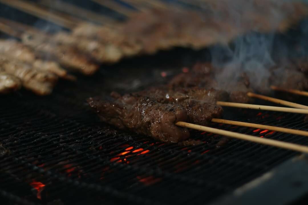 Brochettes de bœuf grillées