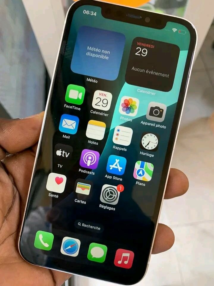 iPhone 12