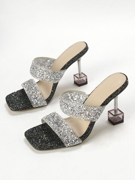Sandales à talons brillantes