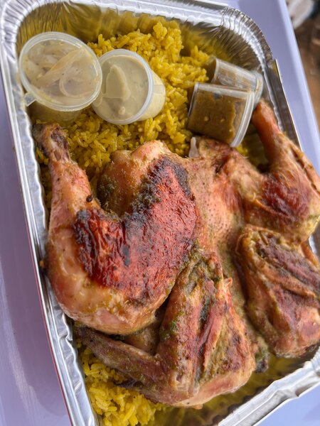 Poulet rôti avec riz safrané