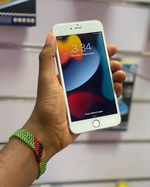 BRAND NEW IPHONE 🍏 pro 