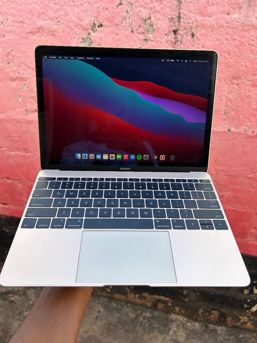 MacBook retina 2015