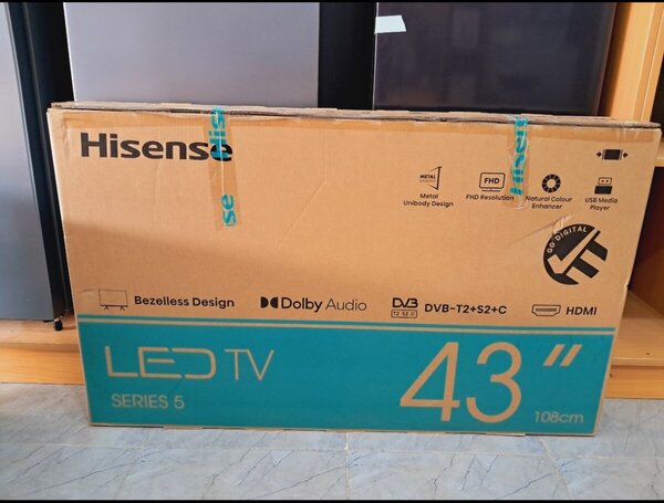 Hisense 43 inches digital Satellite