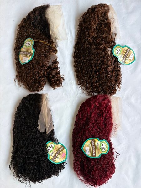 Perruque lace front ondulée