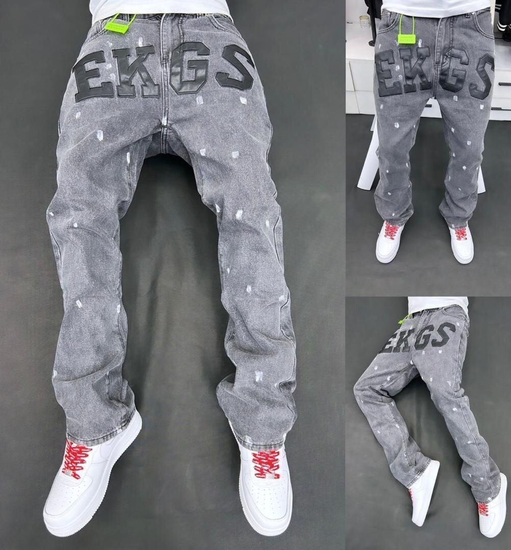 Jean décontracté ajusté