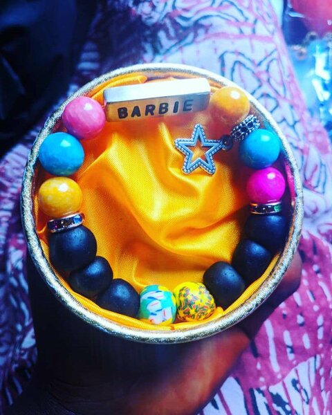 Customized beads bracelets