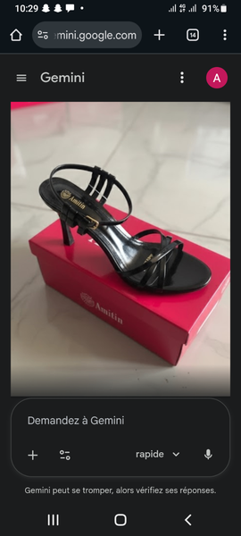 Sandales à talons noires élégantes