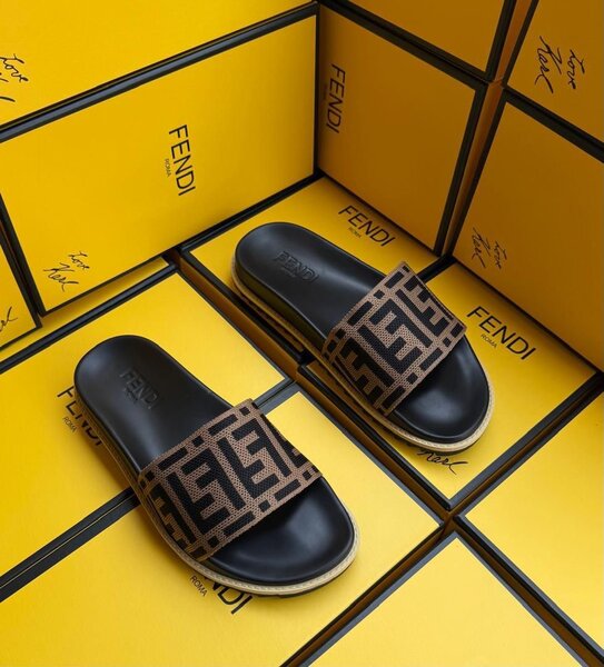 Tongs de Luxe pour Hommes