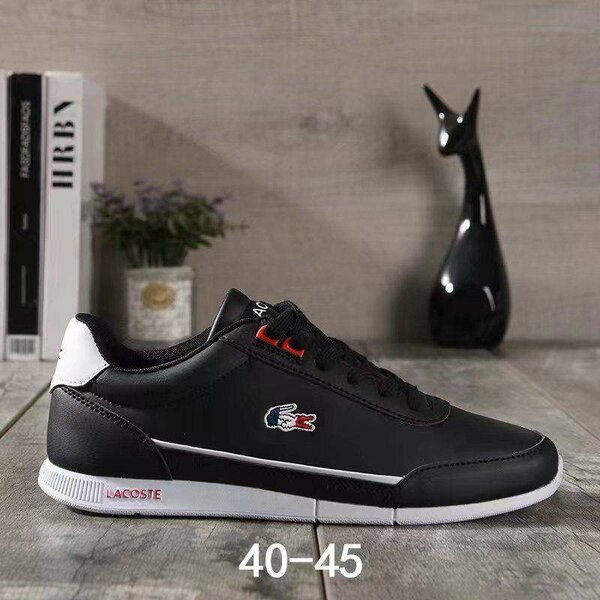 Chaussures Sneakers Lacoste Homme