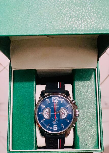 Montre élégante pour homme