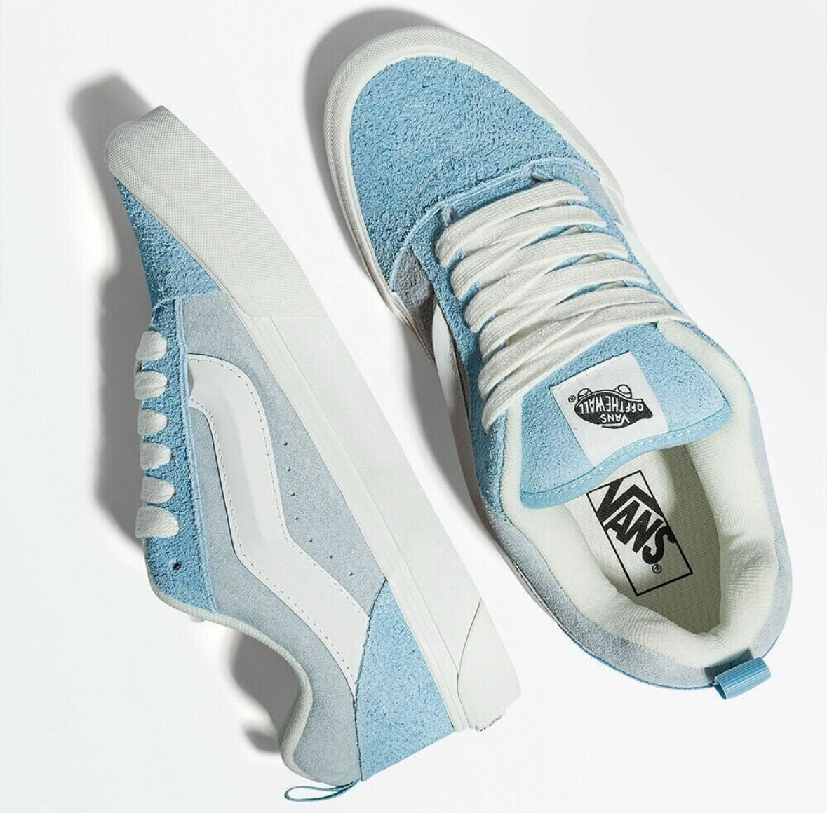 Baskets Bleu et Blanc Tendance