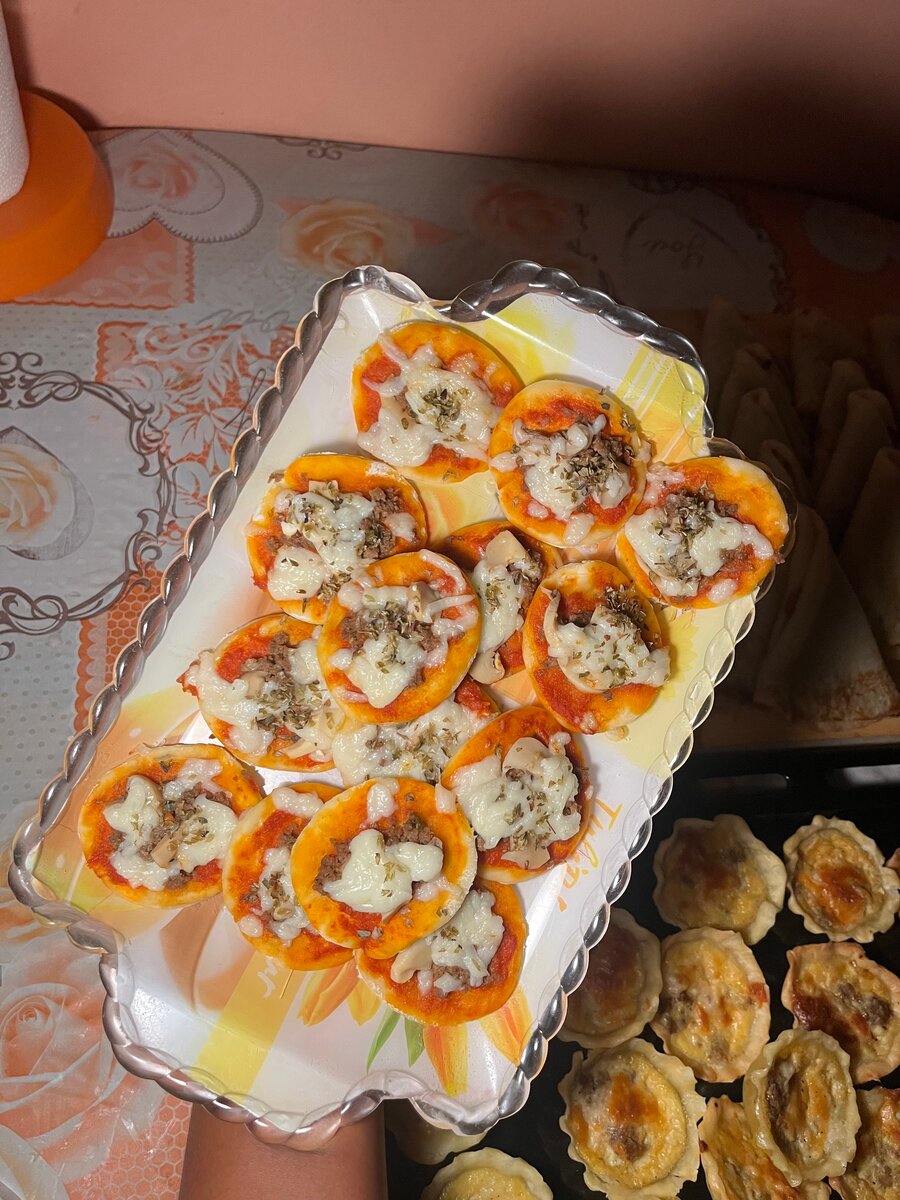 Mini-pizzas apéritives savoureuses