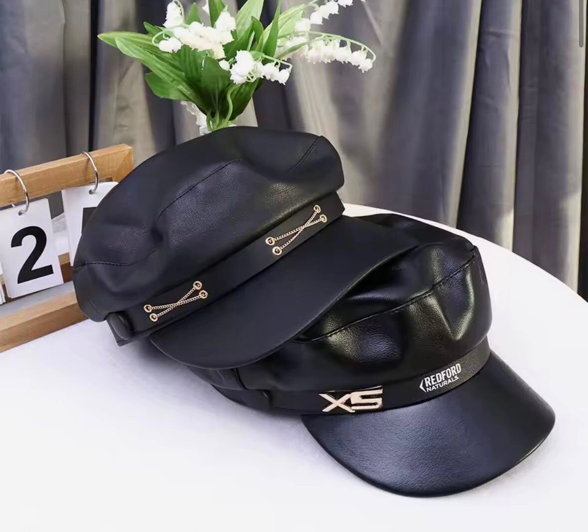 Chapeau de capitaine en cuir