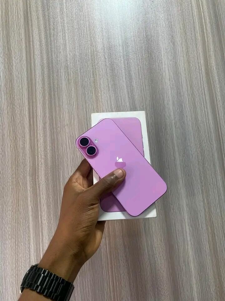 iPhone 16e 128 GB Pink