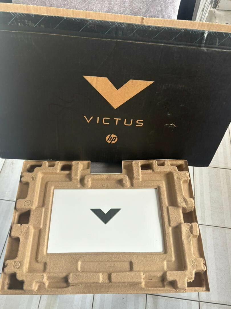 HP VICTUS