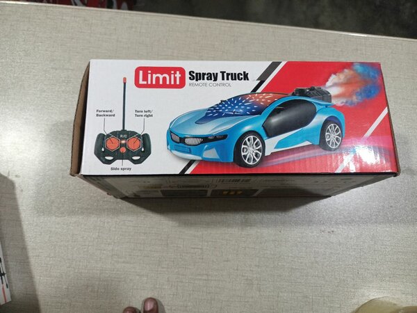 Spray truck car