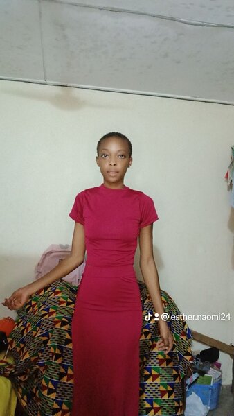 Robe moulante rouge élégante