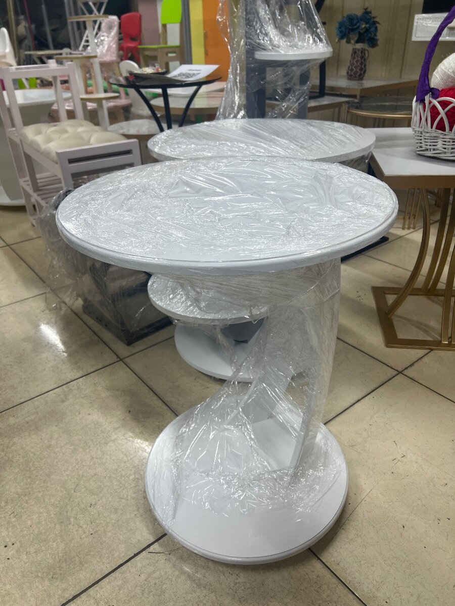 Журнальный столик