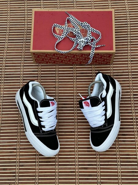 Basket homme