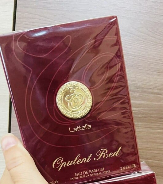 Lattafa Opulent Red Parfum