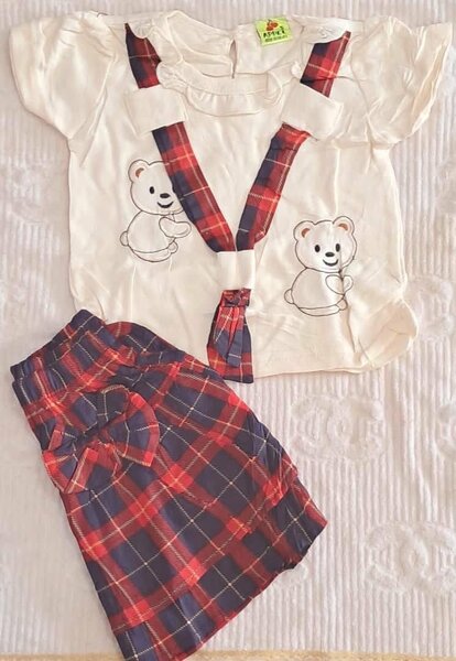 Baby girls wear