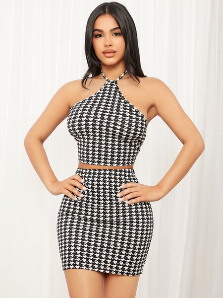 Robe évasée à carreaux