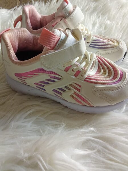 Baskets enfant colorées ( P27)