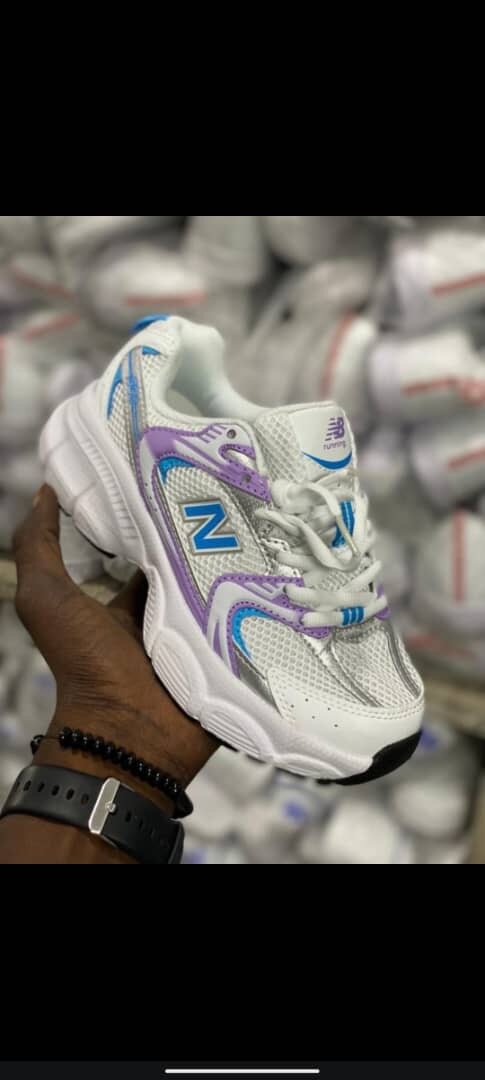 Chaussures de course légères