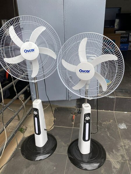 Ventilateurs sur pied Oscar