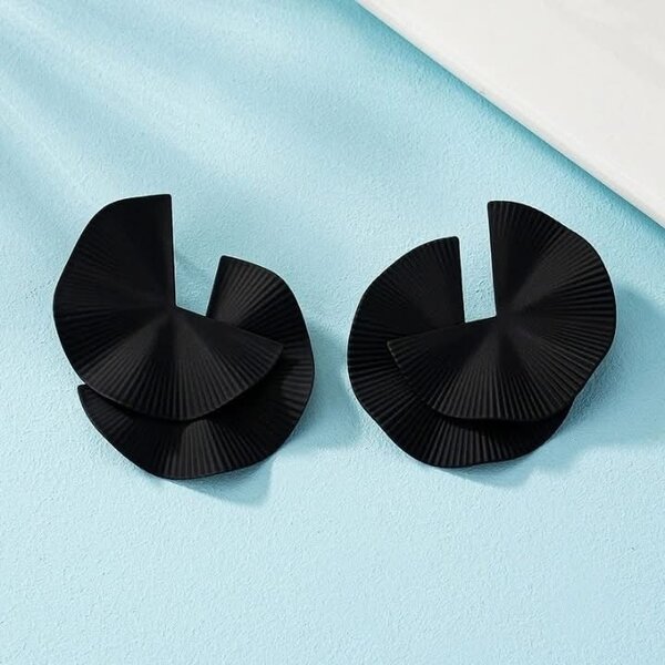 Boucles d'oreilles modernes