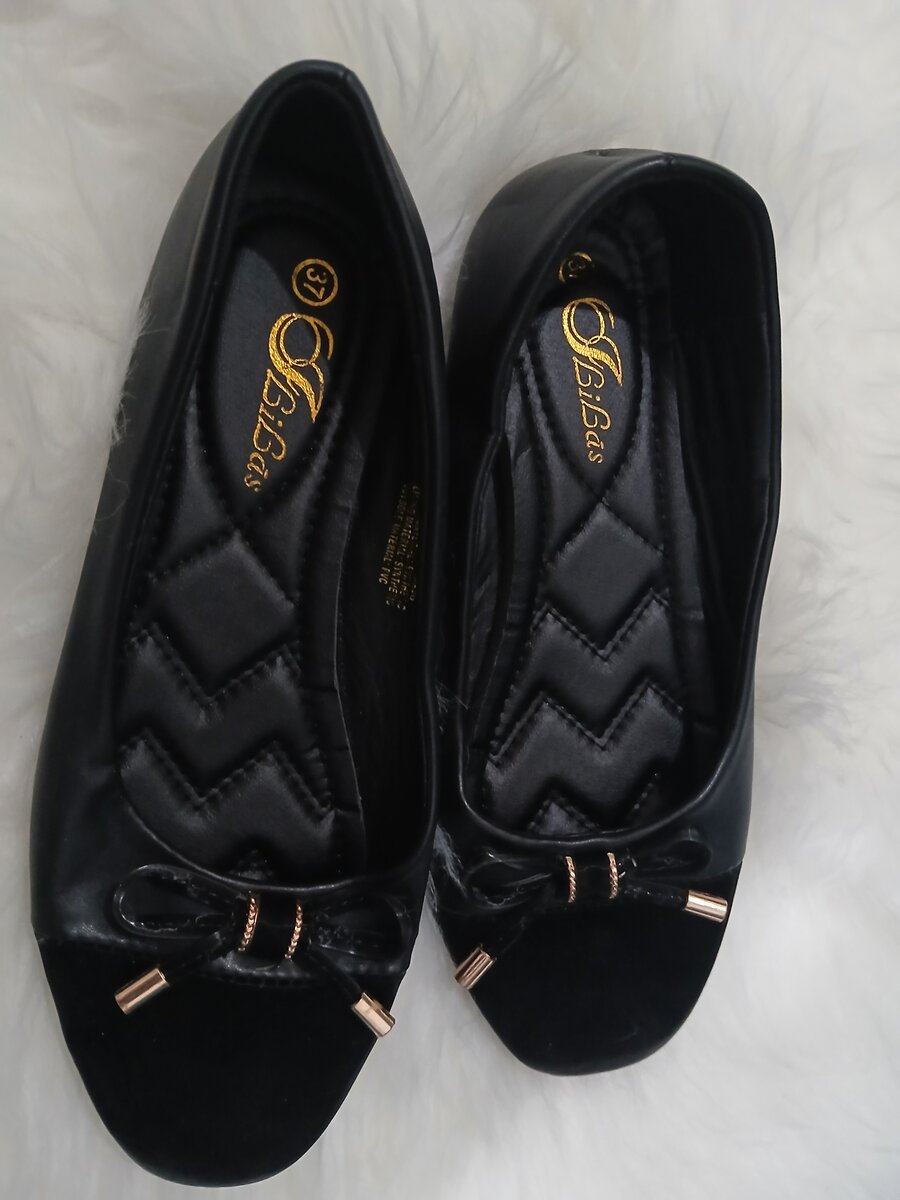 Sandales noires avec boucles