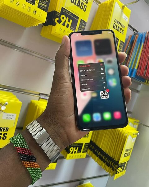 BRAND NEW IPHONE 🍏 pro 